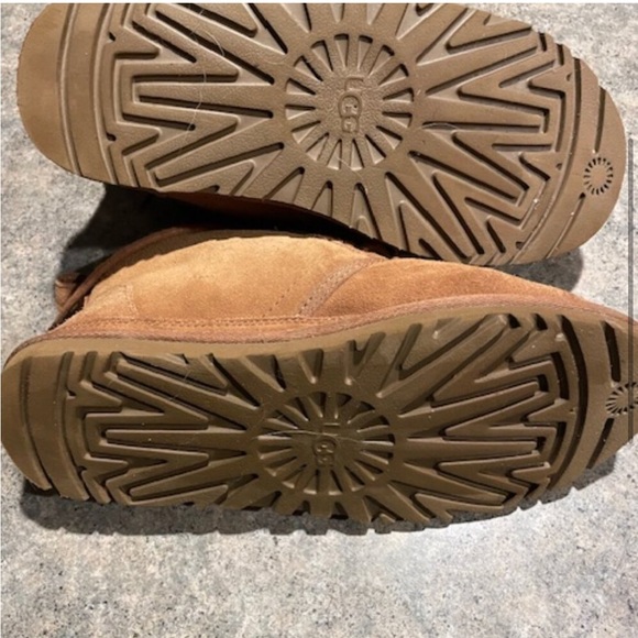 MENS UGG BOOTS - Picture 5 of 5